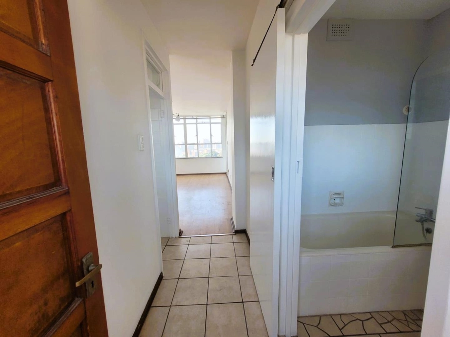 2 Bedroom Property for Sale in Essenwood KwaZulu-Natal