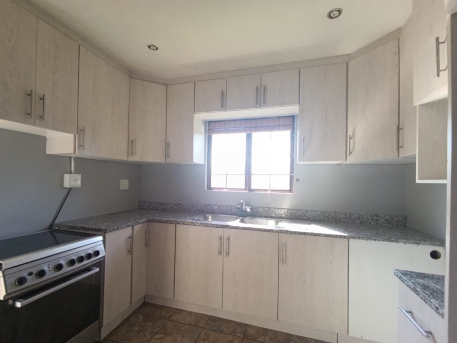 To Let 3 Bedroom Property for Rent in Northdene KwaZulu-Natal