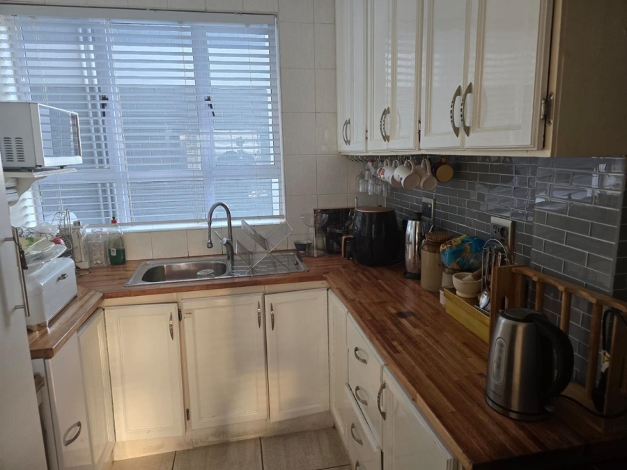 To Let 2 Bedroom Property for Rent in Northdene KwaZulu-Natal
