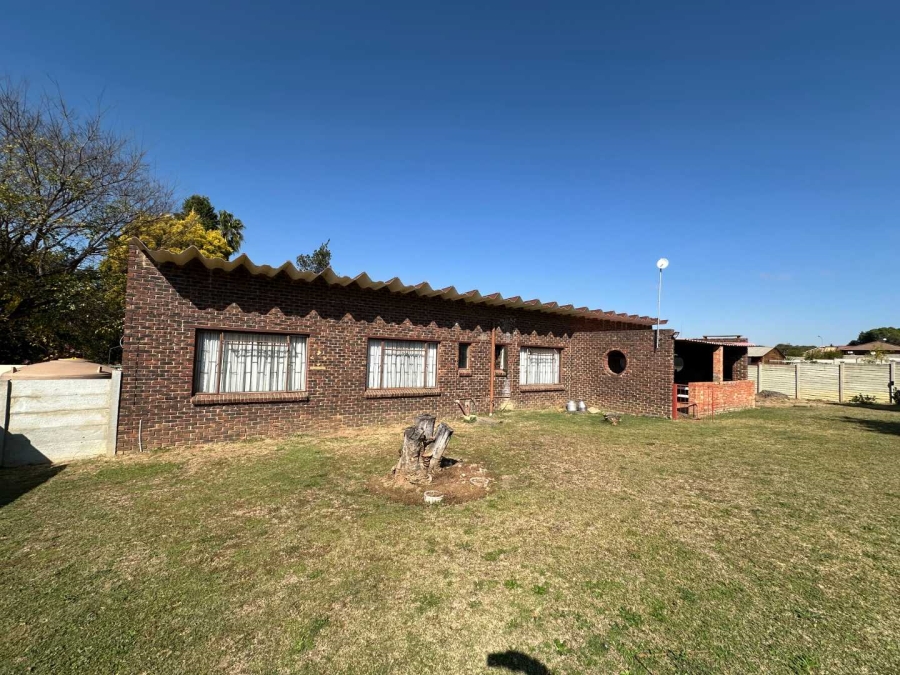 4 Bedroom Property for Sale in Glencoe KwaZulu-Natal