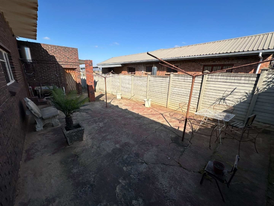 4 Bedroom Property for Sale in Glencoe KwaZulu-Natal