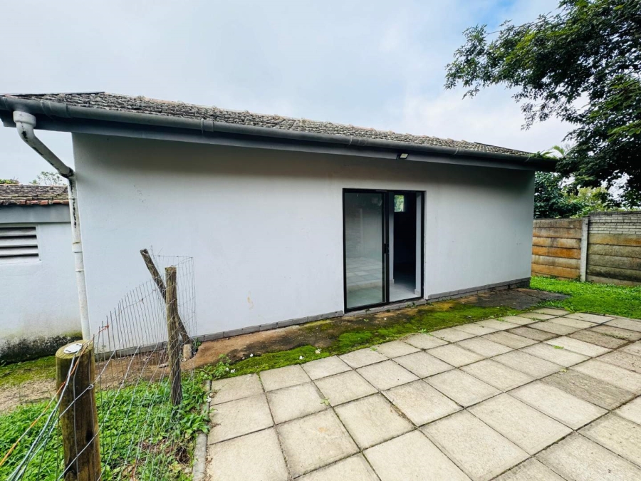 To Let 1 Bedroom Property for Rent in Gillitts KwaZulu-Natal