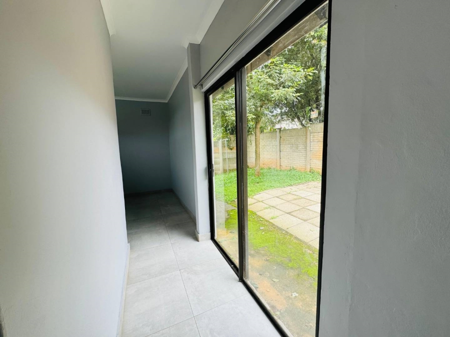 To Let 1 Bedroom Property for Rent in Gillitts KwaZulu-Natal