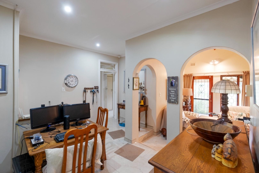 4 Bedroom Property for Sale in Amanzimtoti KwaZulu-Natal