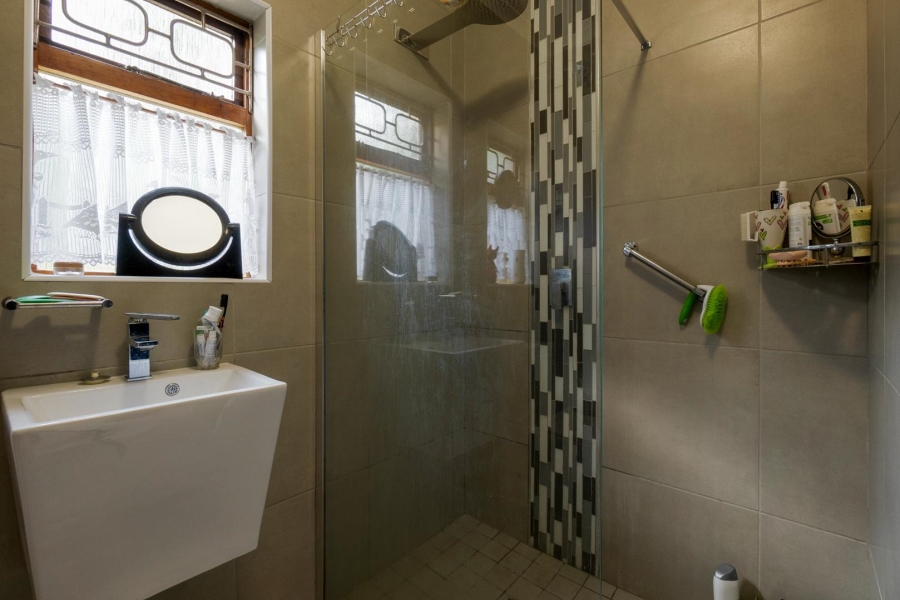 4 Bedroom Property for Sale in Amanzimtoti KwaZulu-Natal