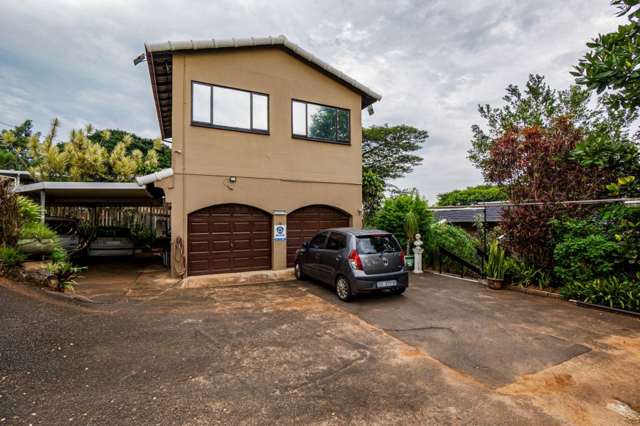 4 Bedroom Property for Sale in Amanzimtoti KwaZulu-Natal