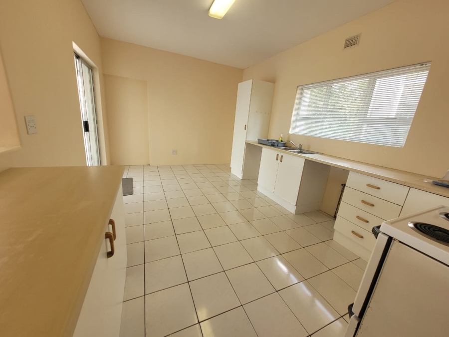 To Let 2 Bedroom Property for Rent in Glenwood KwaZulu-Natal