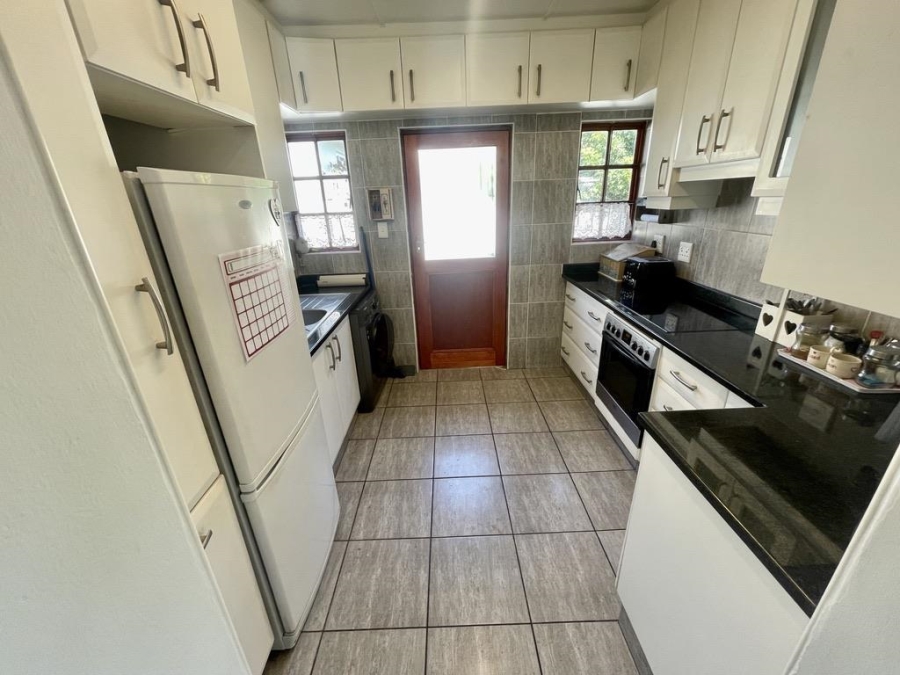 3 Bedroom Property for Sale in Sunningdale KwaZulu-Natal