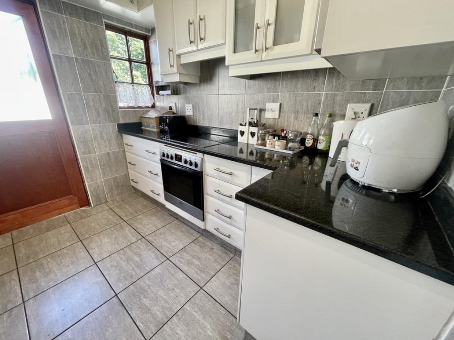 3 Bedroom Property for Sale in Sunningdale KwaZulu-Natal
