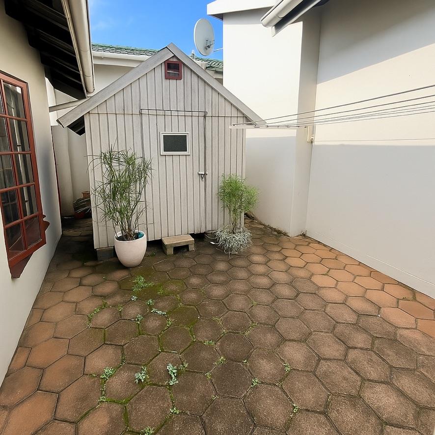 3 Bedroom Property for Sale in Sunningdale KwaZulu-Natal