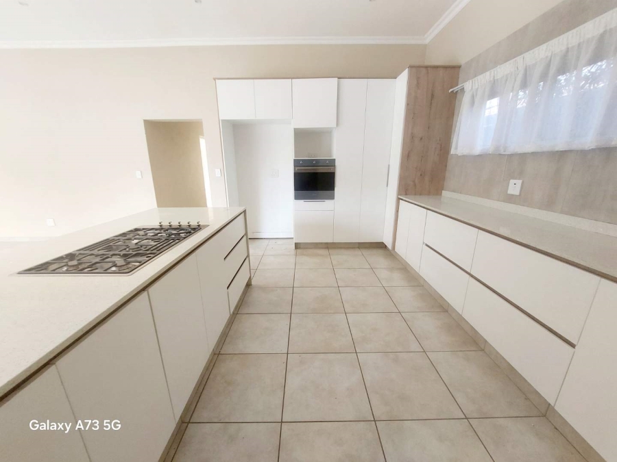 To Let 4 Bedroom Property for Rent in Palm Lakes Estate KwaZulu-Natal