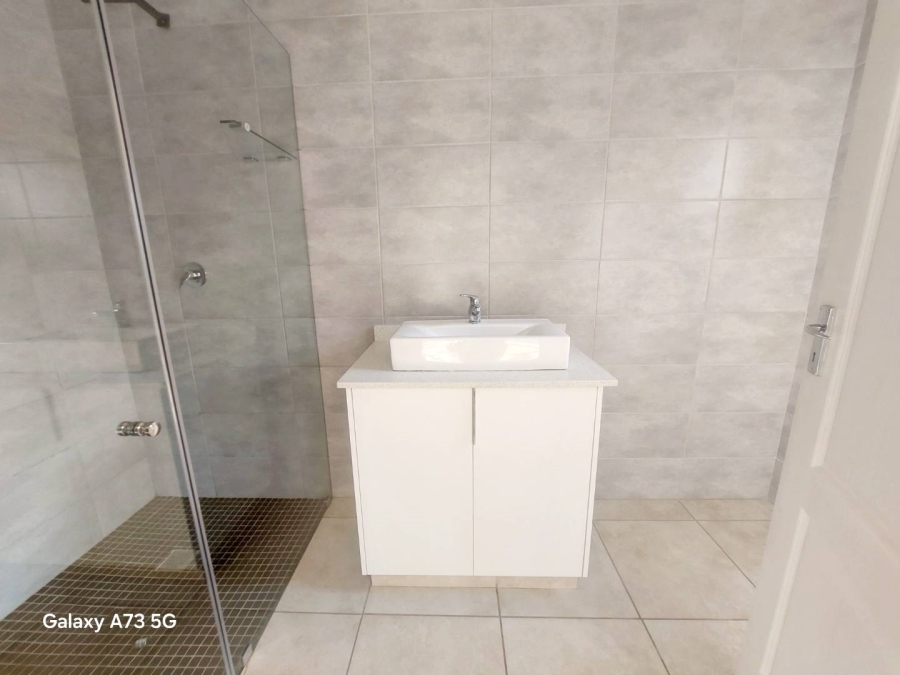To Let 4 Bedroom Property for Rent in Palm Lakes Estate KwaZulu-Natal
