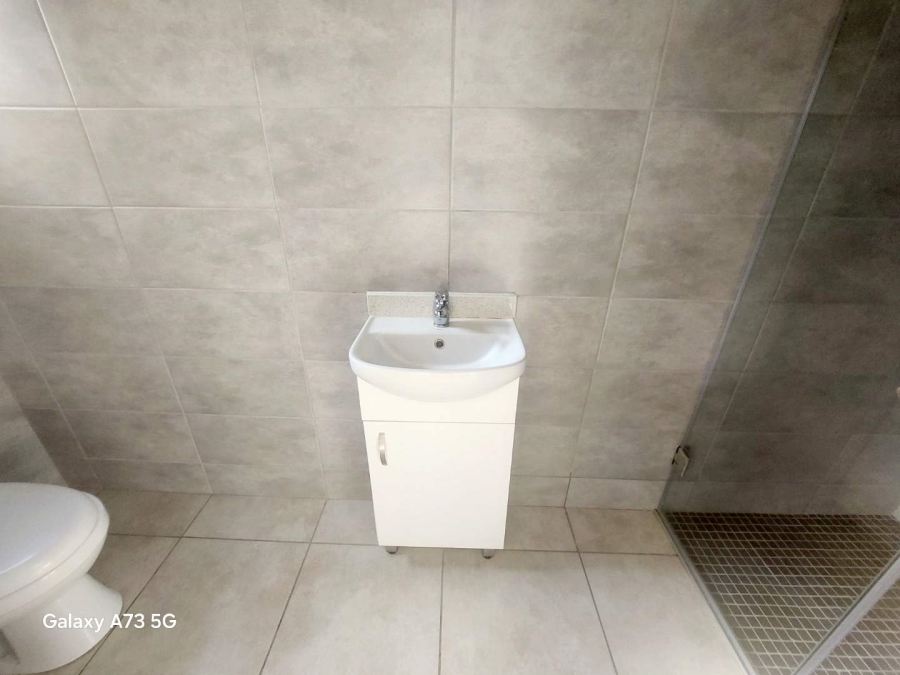 To Let 4 Bedroom Property for Rent in Palm Lakes Estate KwaZulu-Natal