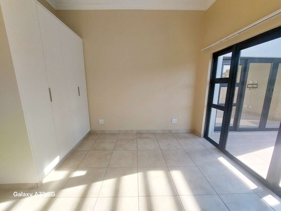 To Let 4 Bedroom Property for Rent in Palm Lakes Estate KwaZulu-Natal