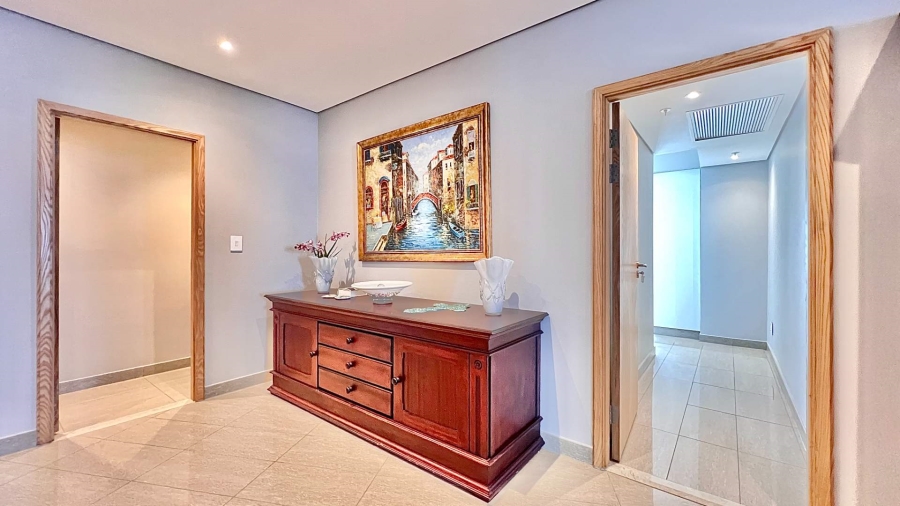 To Let 4 Bedroom Property for Rent in Umhlanga KwaZulu-Natal