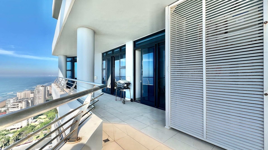 To Let 4 Bedroom Property for Rent in Umhlanga KwaZulu-Natal