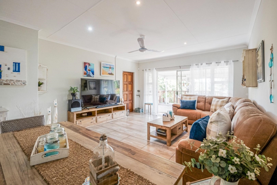 4 Bedroom Property for Sale in Amanzimtoti KwaZulu-Natal