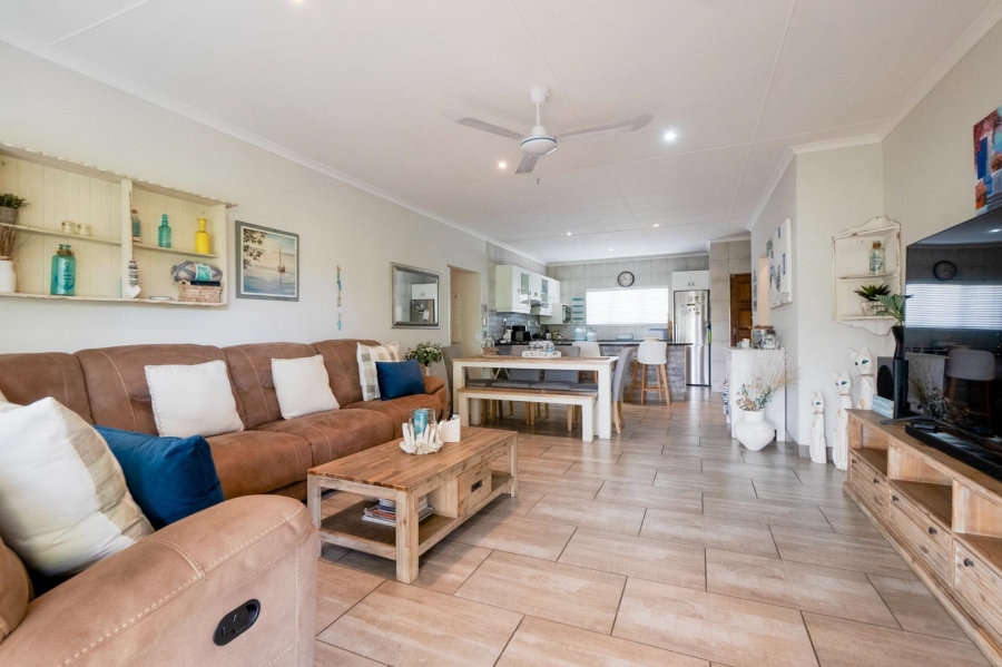4 Bedroom Property for Sale in Amanzimtoti KwaZulu-Natal