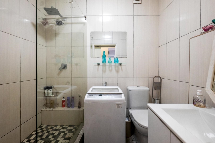 2 Bedroom Property for Sale in Amanzimtoti KwaZulu-Natal