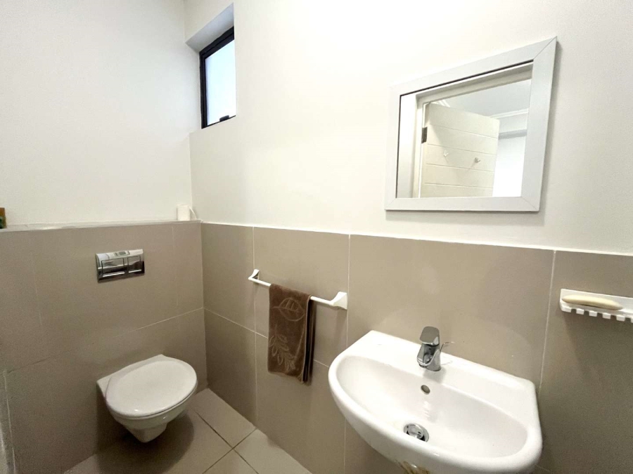 To Let 2 Bedroom Property for Rent in Umhlanga Ridge KwaZulu-Natal