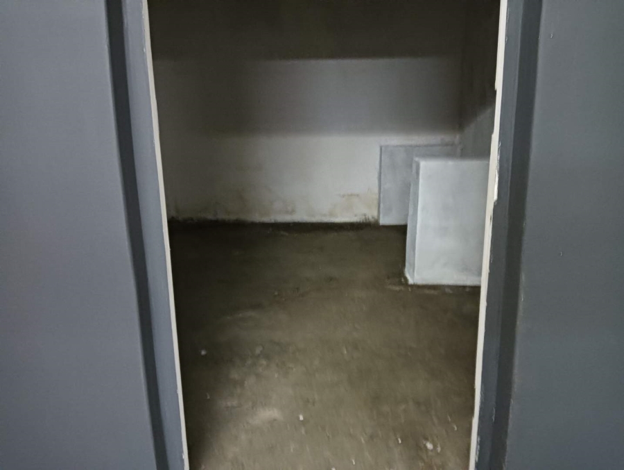 To Let commercial Property for Rent in Queensburgh KwaZulu-Natal