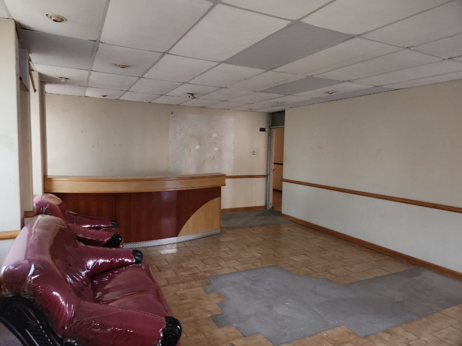 To Let commercial Property for Rent in Queensburgh KwaZulu-Natal