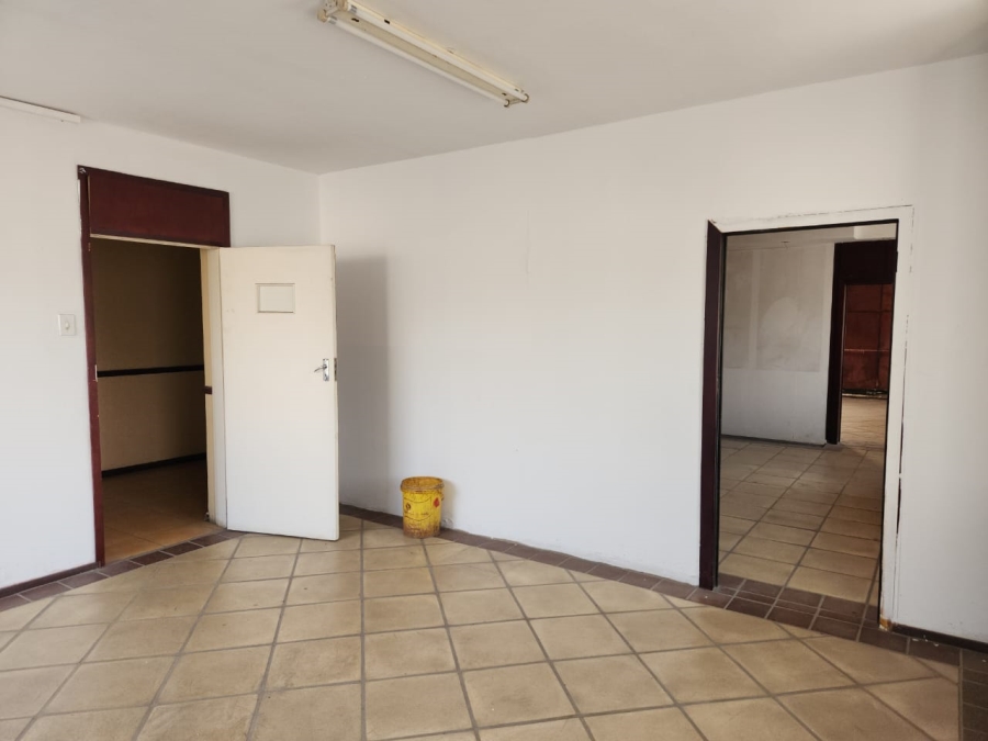 To Let commercial Property for Rent in Queensburgh KwaZulu-Natal