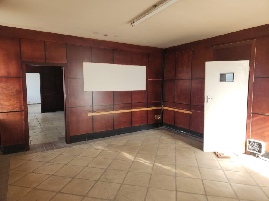 To Let commercial Property for Rent in Queensburgh KwaZulu-Natal