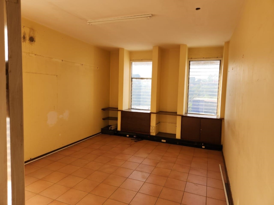 To Let commercial Property for Rent in Queensburgh KwaZulu-Natal