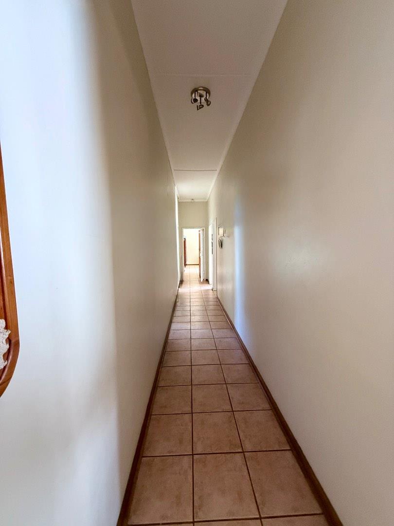 5 Bedroom Property for Sale in Vryheid KwaZulu-Natal