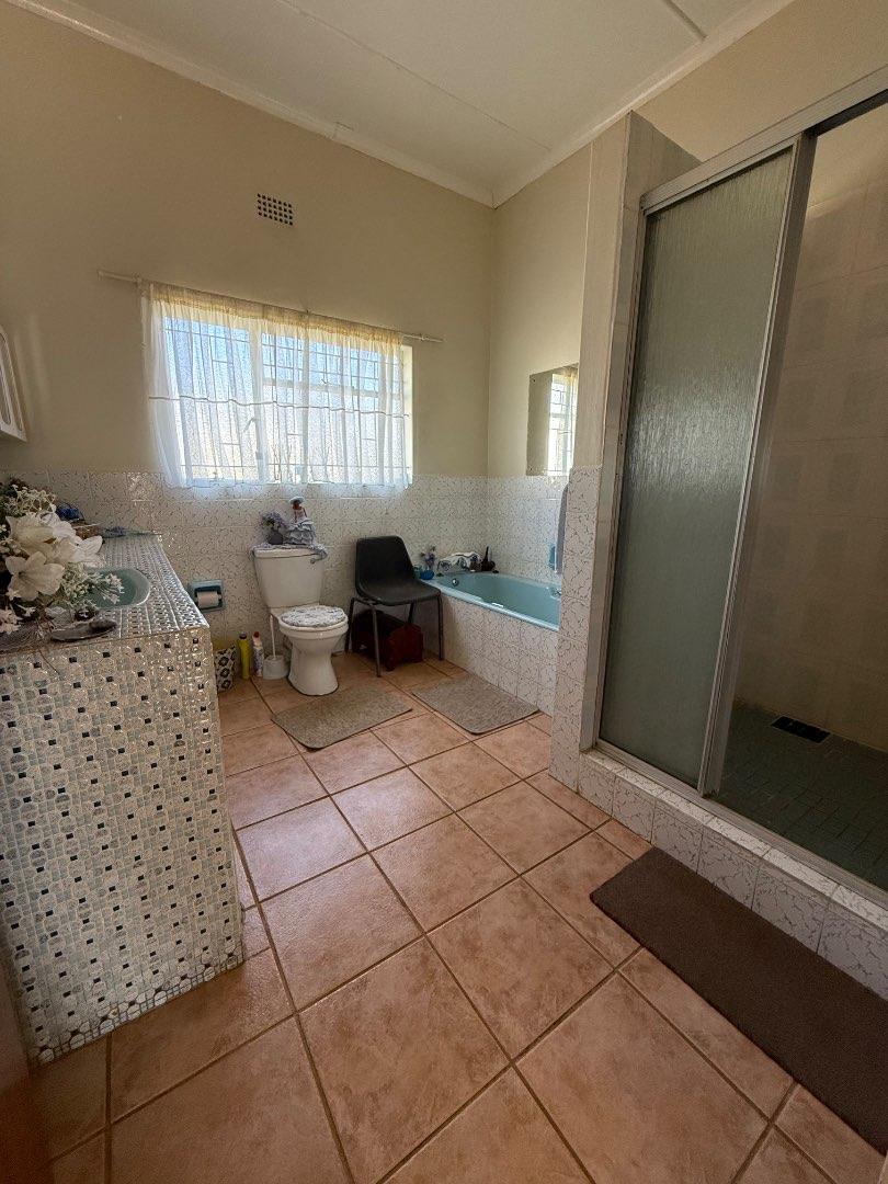 5 Bedroom Property for Sale in Vryheid KwaZulu-Natal
