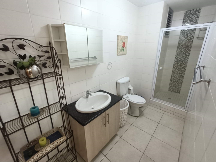 2 Bedroom Property for Sale in Hillcrest KwaZulu-Natal