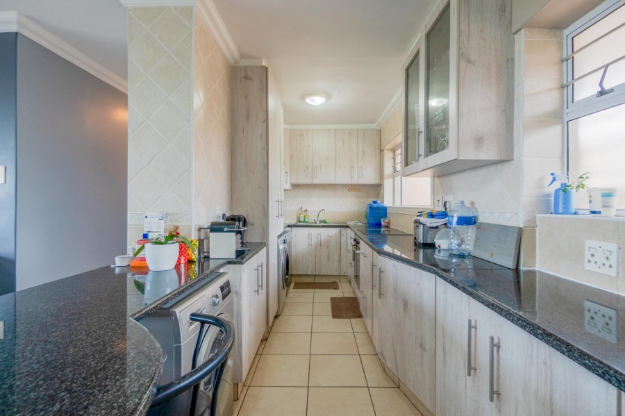 2 Bedroom Property for Sale in Amanzimtoti KwaZulu-Natal