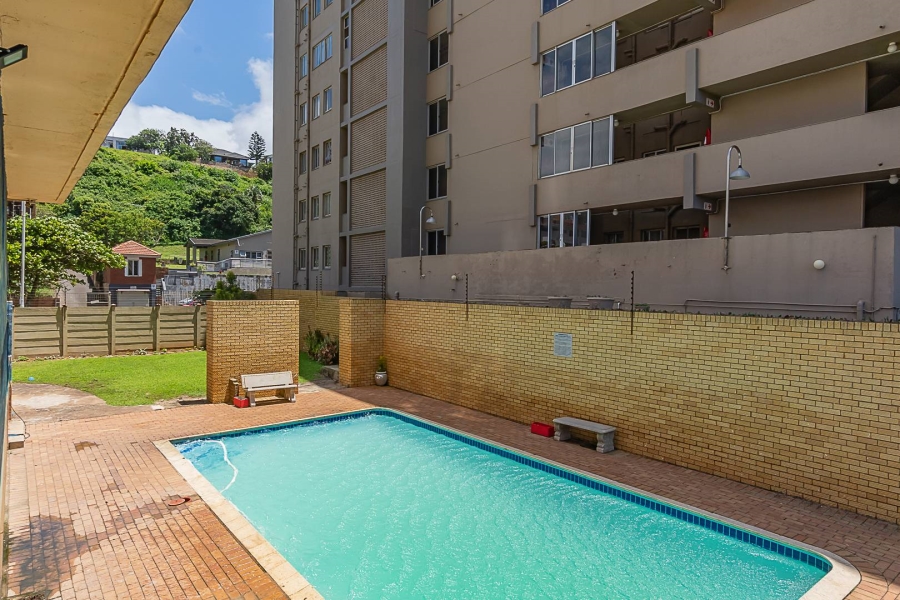 2 Bedroom Property for Sale in Amanzimtoti KwaZulu-Natal