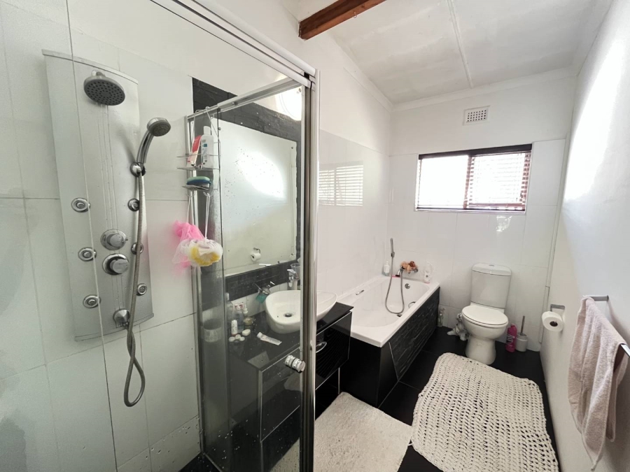 To Let 3 Bedroom Property for Rent in Sunningdale KwaZulu-Natal