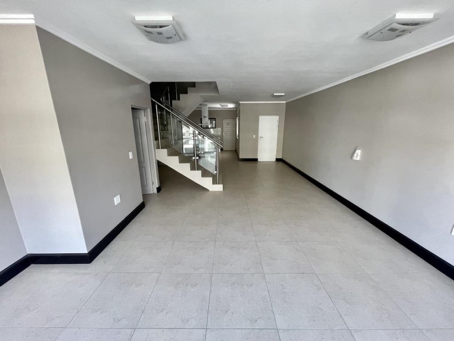 To Let 3 Bedroom Property for Rent in Umhlanga Ridge KwaZulu-Natal