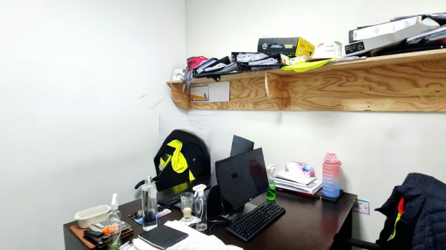 To Let commercial Property for Rent in Umhlanga Ridge KwaZulu-Natal