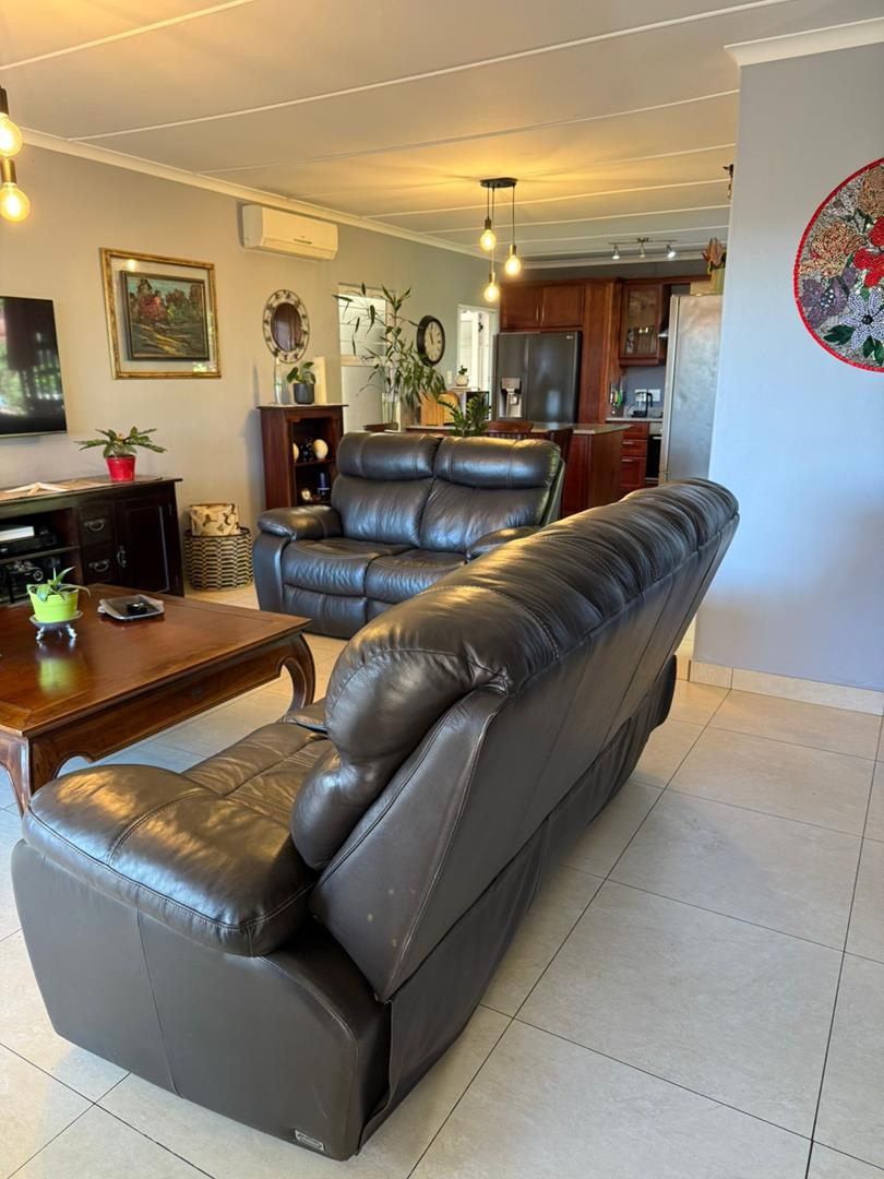 2 Bedroom Property for Sale in Umhlanga KwaZulu-Natal