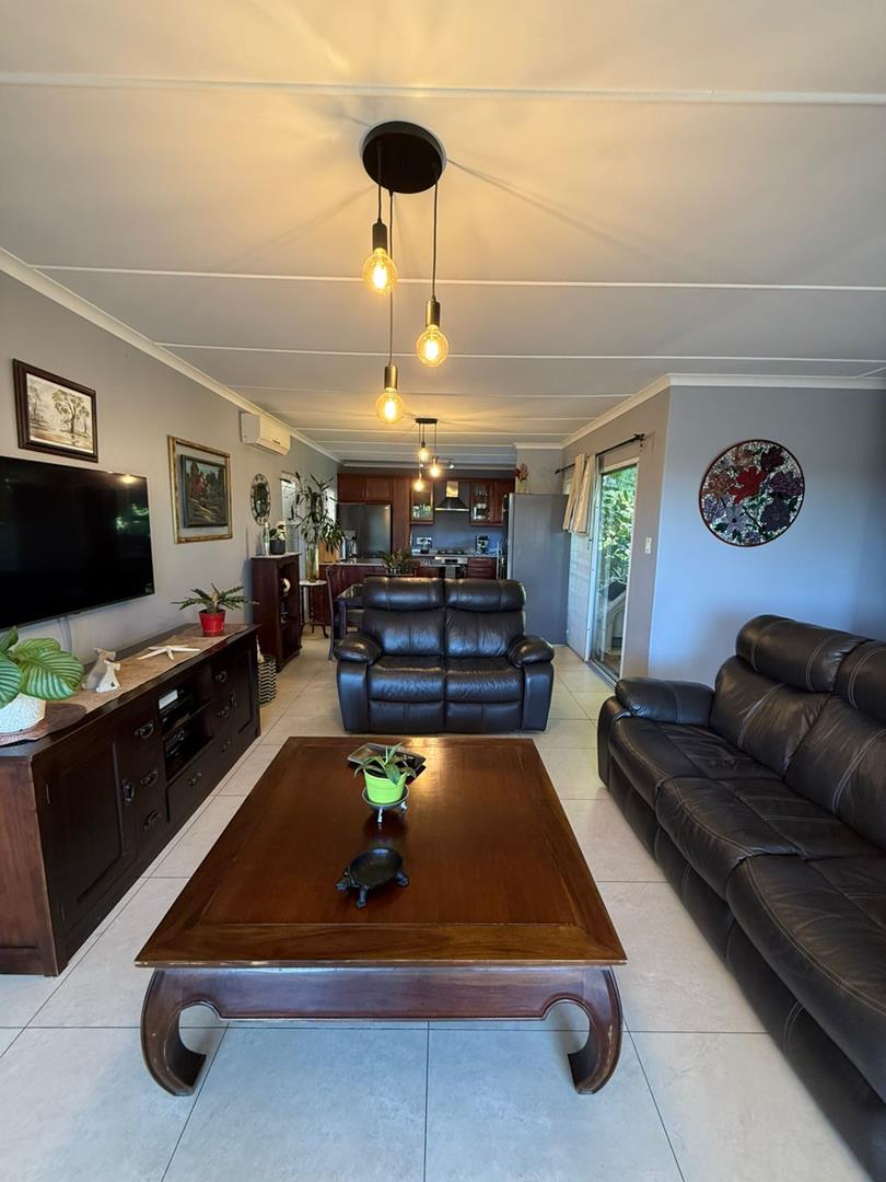 2 Bedroom Property for Sale in Umhlanga KwaZulu-Natal