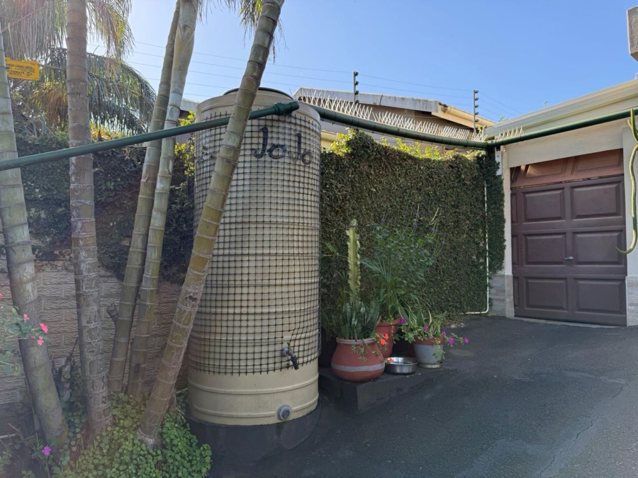 2 Bedroom Property for Sale in Umhlanga KwaZulu-Natal