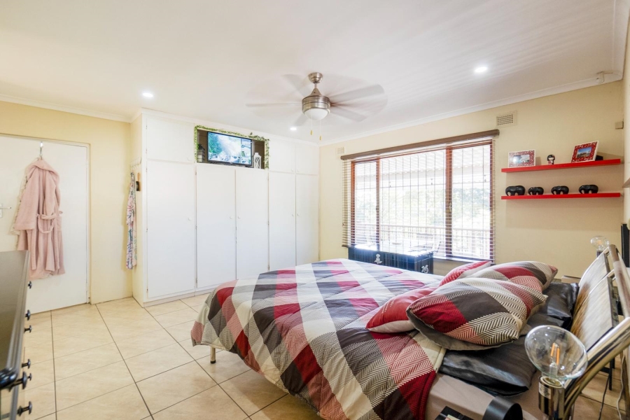 4 Bedroom Property for Sale in Amanzimtoti KwaZulu-Natal