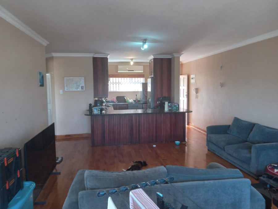 2 Bedroom Property for Sale in Sunningdale KwaZulu-Natal