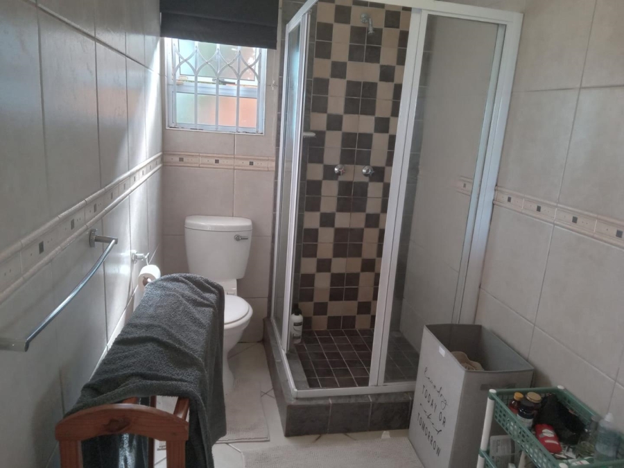 2 Bedroom Property for Sale in Sunningdale KwaZulu-Natal