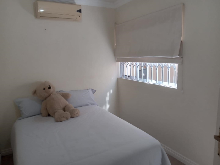 2 Bedroom Property for Sale in Sunningdale KwaZulu-Natal