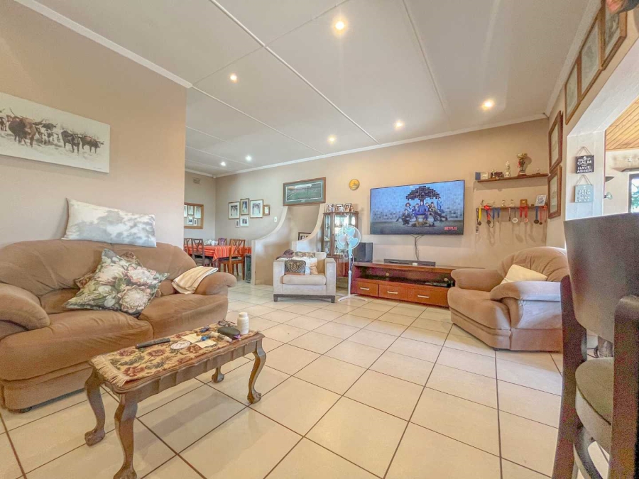 4 Bedroom Property for Sale in Glen Ashley KwaZulu-Natal