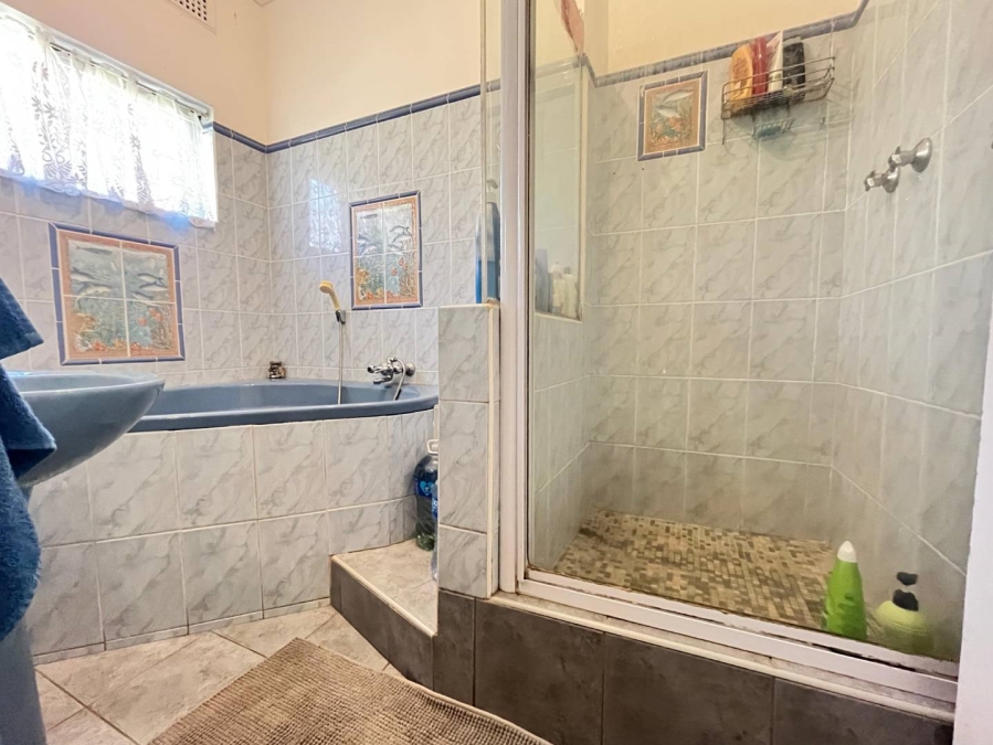 4 Bedroom Property for Sale in Glen Ashley KwaZulu-Natal