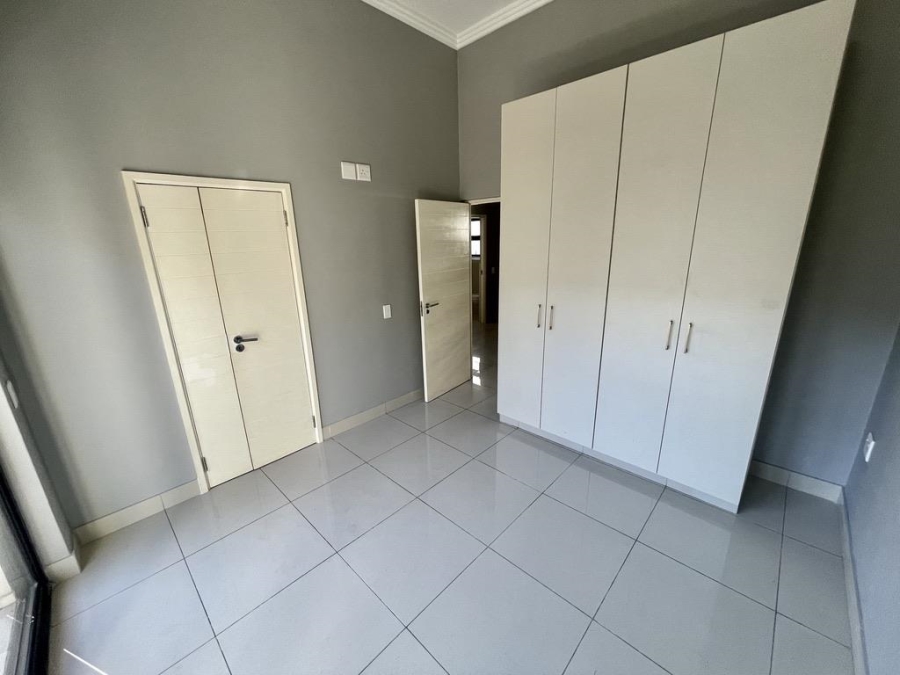 To Let 2 Bedroom Property for Rent in Umhlanga Ridge KwaZulu-Natal