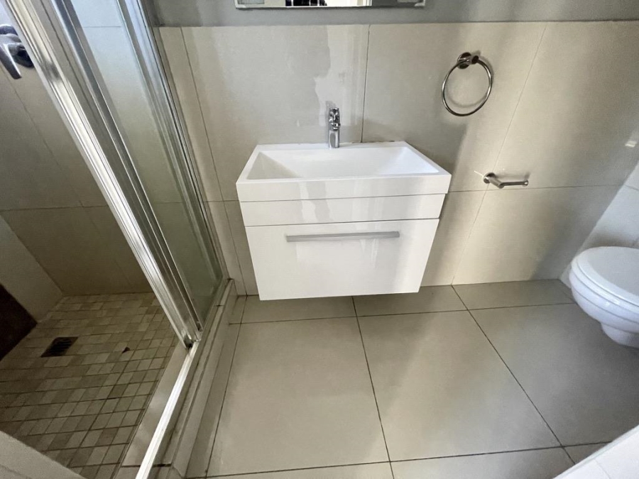 To Let 3 Bedroom Property for Rent in Umhlanga Ridge KwaZulu-Natal