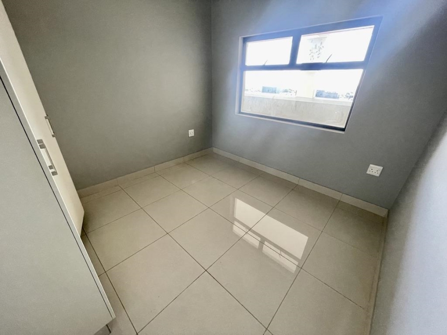 To Let 3 Bedroom Property for Rent in Umhlanga Ridge KwaZulu-Natal