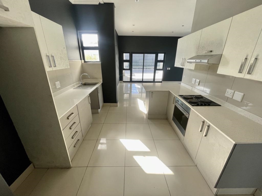 To Let 3 Bedroom Property for Rent in Umhlanga Ridge KwaZulu-Natal